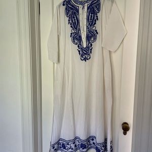 Roller Rabbit small dress in white with blue accents!